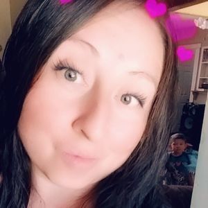 Meet your Posher, Alejandra v